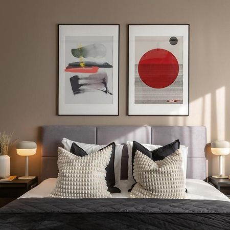 Turnkey I Central Apartment With Terrace プラハ エクステリア 写真