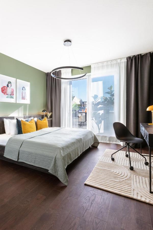 Turnkey I Central Apartment With Terrace プラハ エクステリア 写真