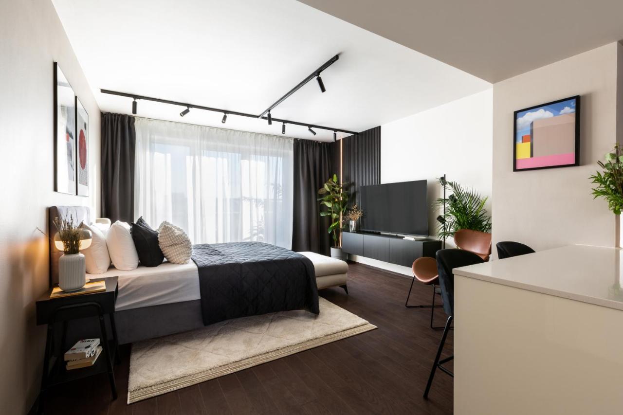 Turnkey I Central Apartment With Terrace プラハ エクステリア 写真