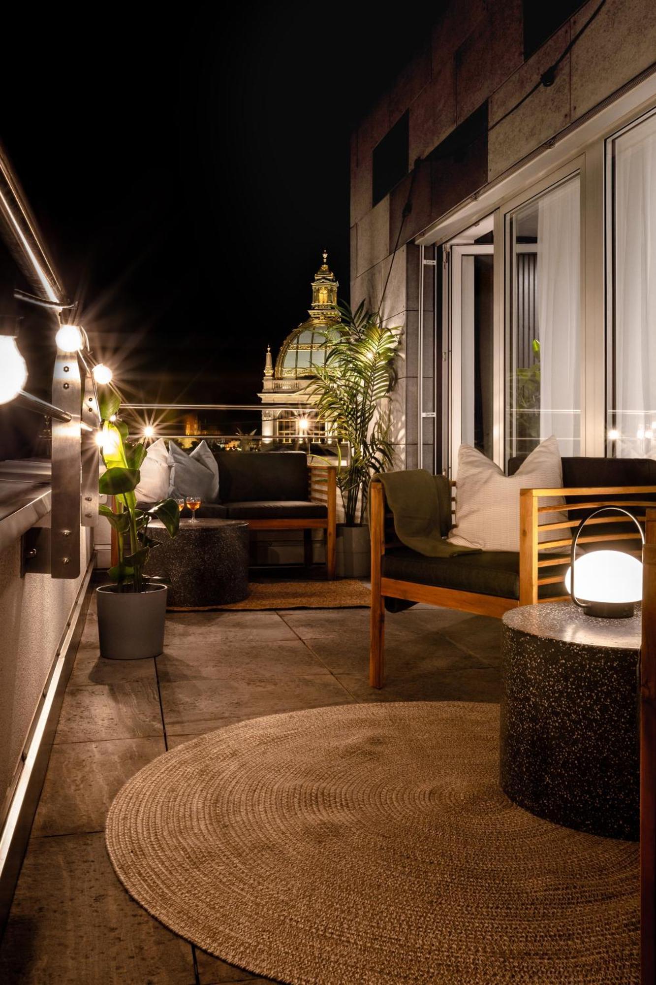 Turnkey I Central Apartment With Terrace プラハ エクステリア 写真